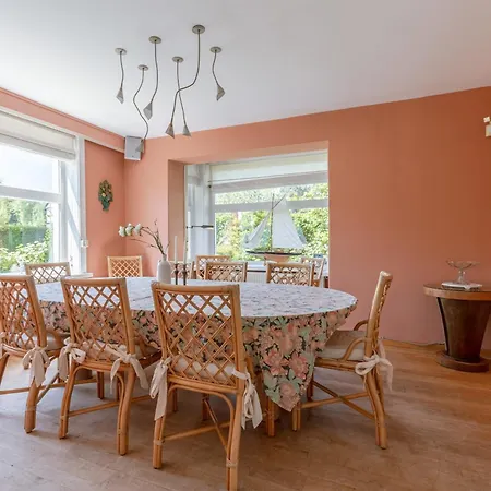 Authentic Family In 't Zoute Villa *